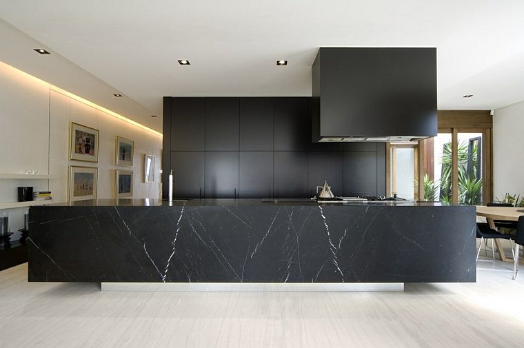 modello di cucina in marmo nero design dell'isola della cucina