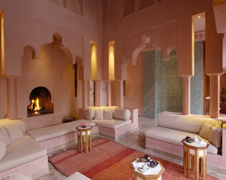 A marokkói nappali rózsaszín árnyalatai