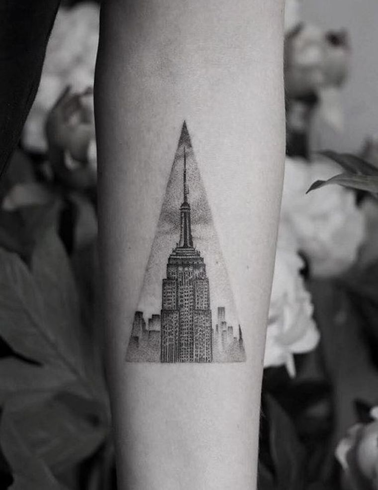 tatuiruotė-originalai-tema-architektūra-idėjos-vyras-moteris-tatuiruotė