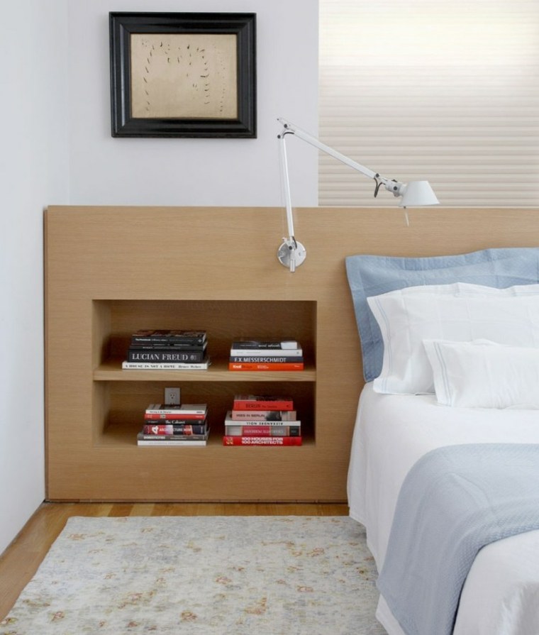 praktična drvena ideja uzglavlja za podnu prostirku u spavaćoj sobi