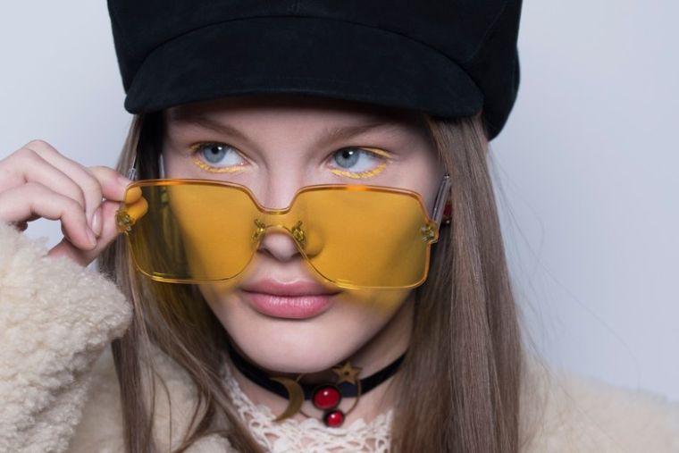akių makiažas-naujos tendencijos-akių pieštukas