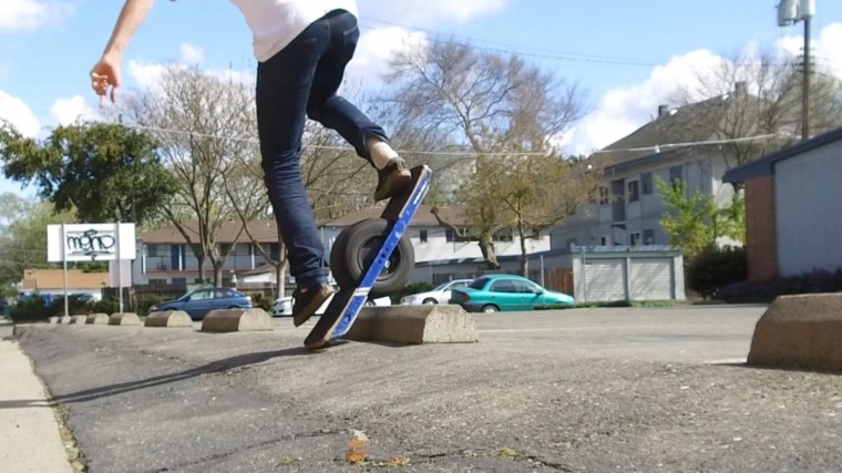 trucchi-tecniche di skateboard su una ruota