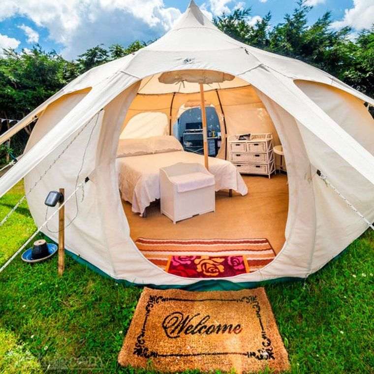 prabangus glamping-namas-jurtos palapinė