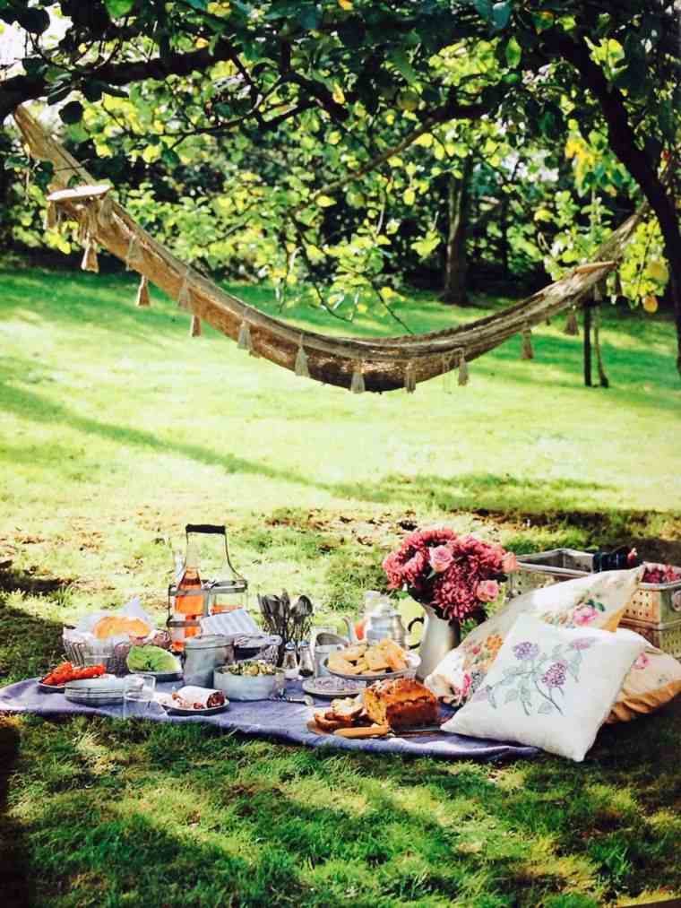 glamping-picnic-garden-house-idea