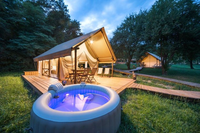 hogyan kell szórakozni a családdal-glamping-ötlettel