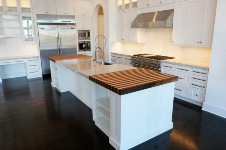 完璧な黒い寄木細工の床-キッチン-モダン
