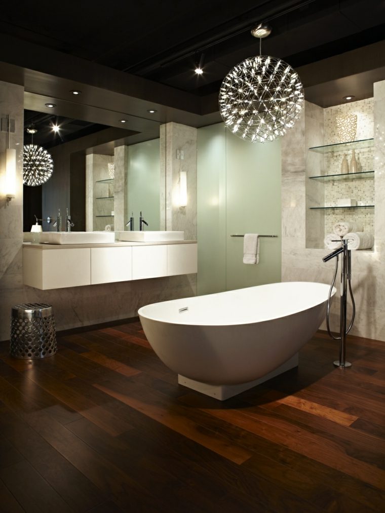 decoro bagno in parquet