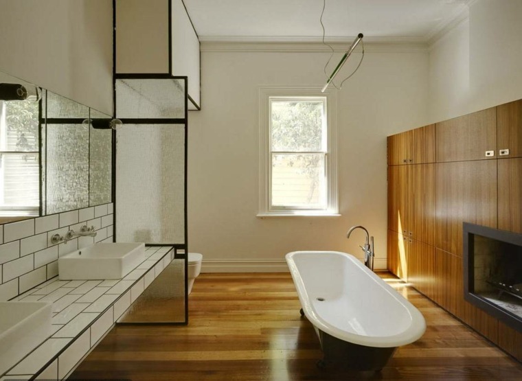 design del bagno in parquet