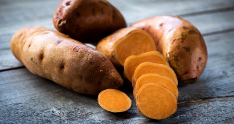 oranžinė saldžioji bulvė