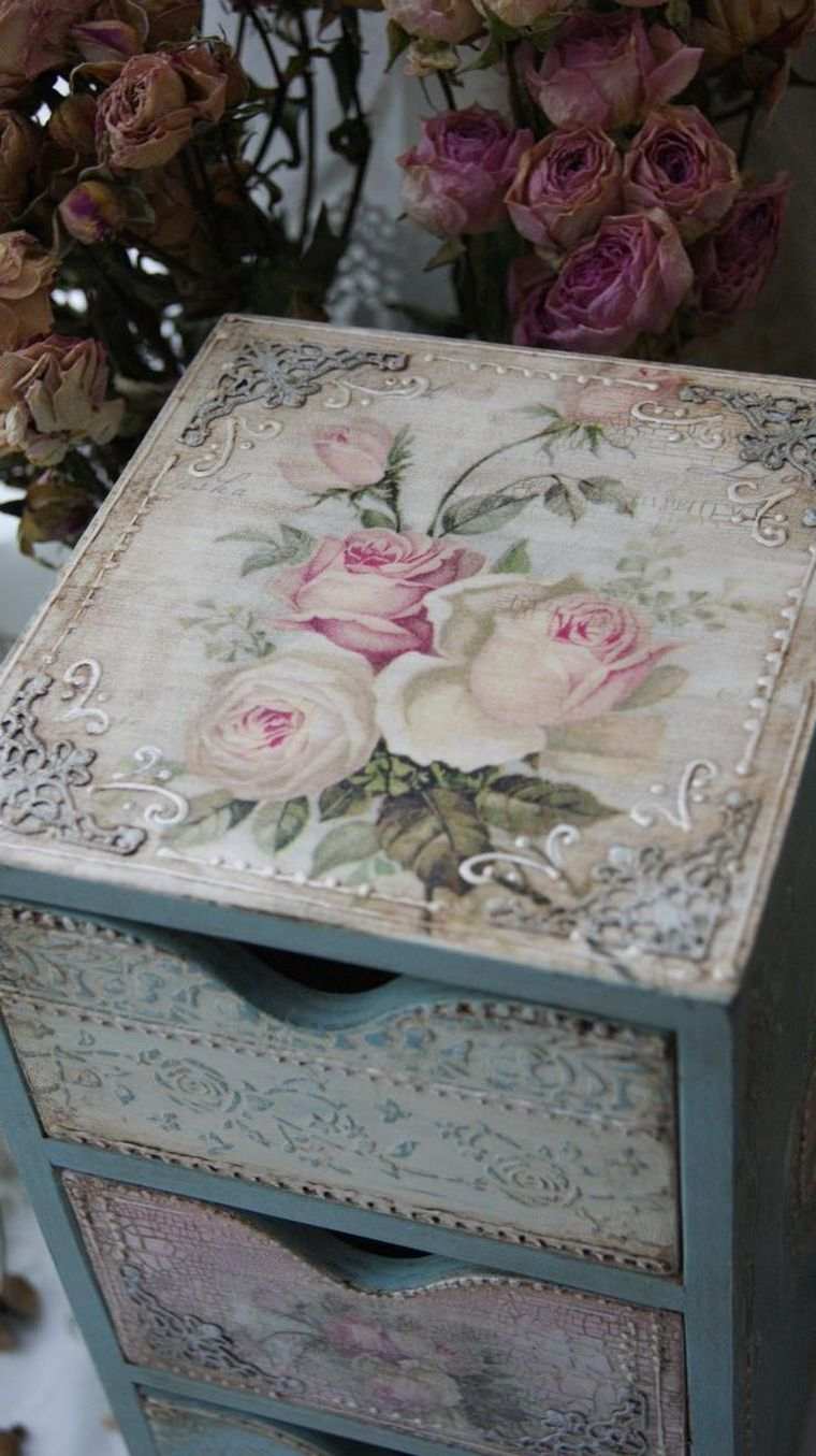 tecnica-decoupage-fai-da-te-deco-mobili-invecchiati