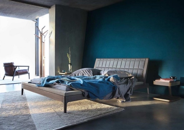spalva-idėja-miegamasis-2015-žydra-mėlyna
