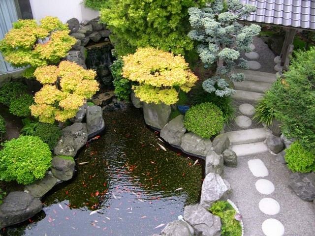 moderno uređenje vrta zen bazen