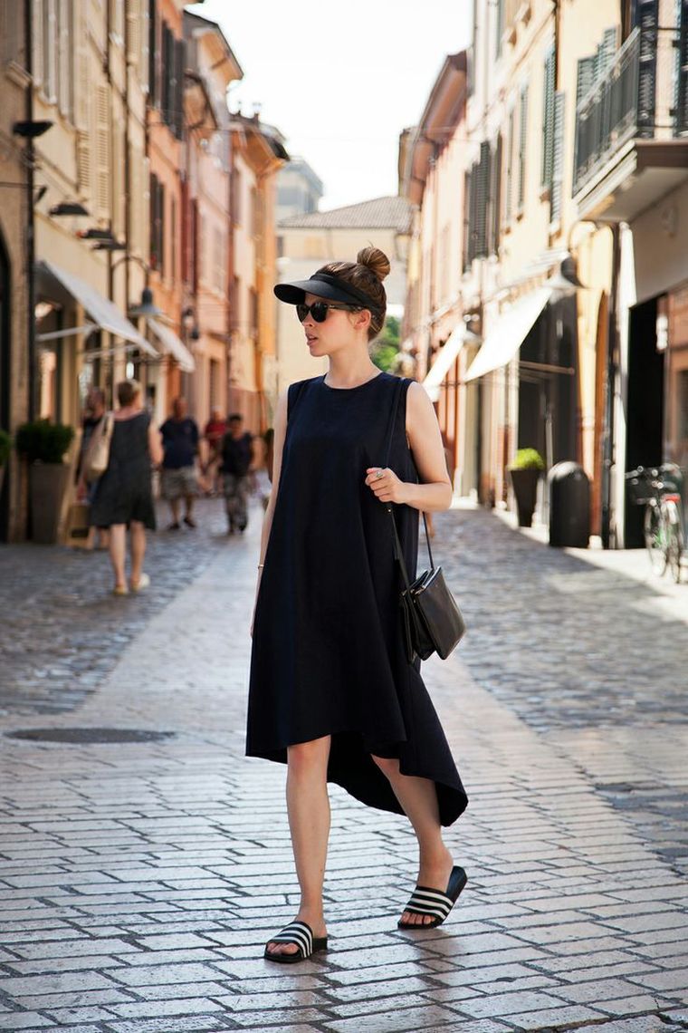 outfit con abito nero