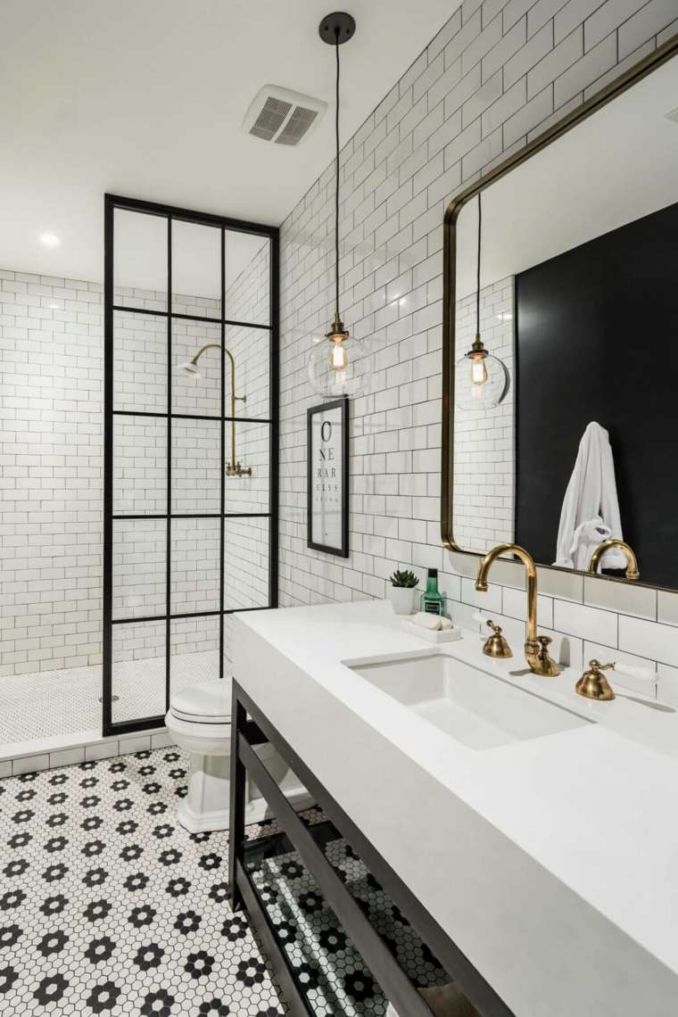 fekete -fehér csempe fürdőszoba ötletek