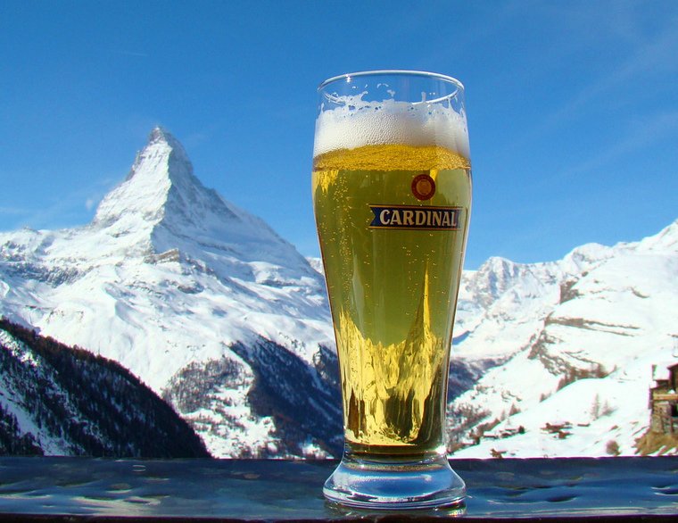 pinta di birra svizzera