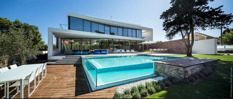 dizajn staklene kuće za bazen