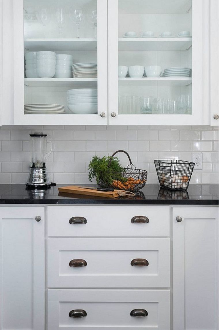 crni-granit-countertop-kuhinja-crralegae-metro-blanc-idee