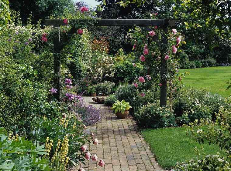 dekoro laipiojimo sodo pavėsinės rožės