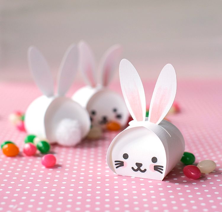 tovagliolo di carta pieghevole facile coniglio-pasqua-decorazione-tavola-bambino