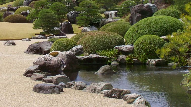 Japán kerti dekoráció