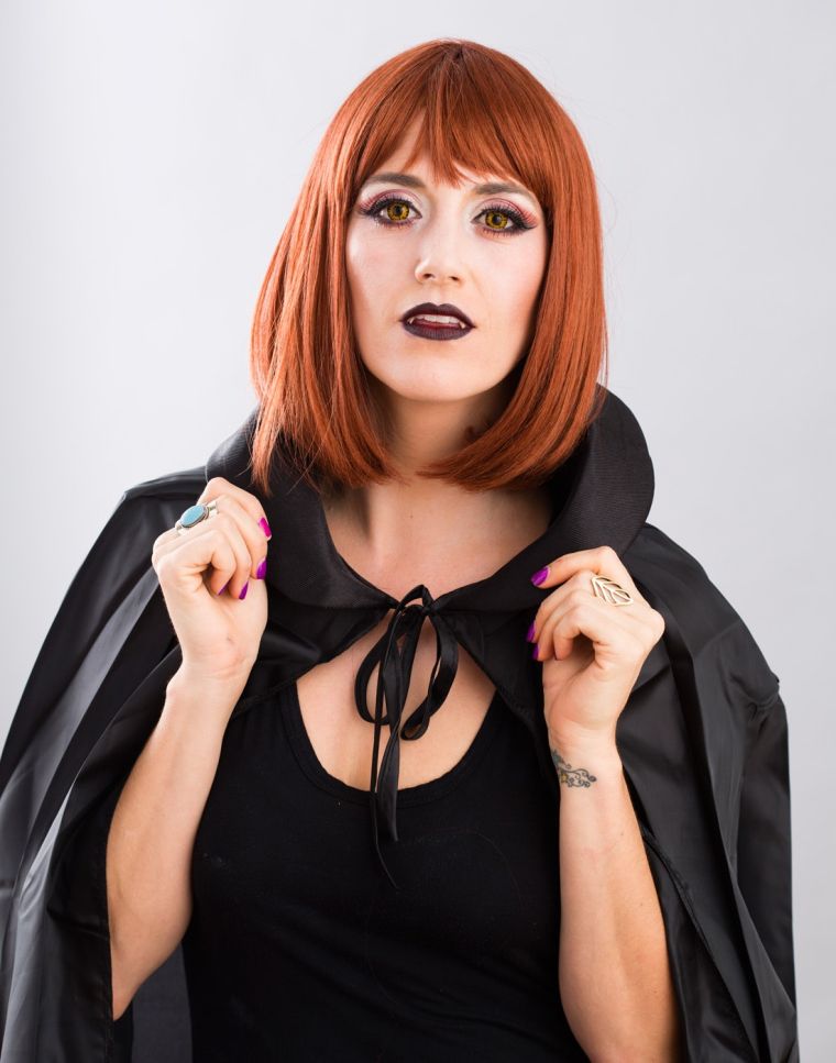 semplice trucco halloween donna-vampiro-modello