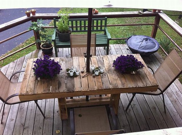 木製パレット-テーブル-庭-自然サイズ