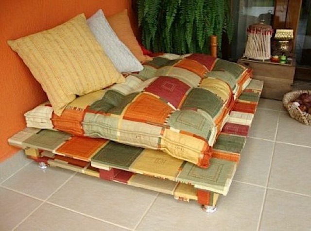 divano-design-provenzale-pallet-legno