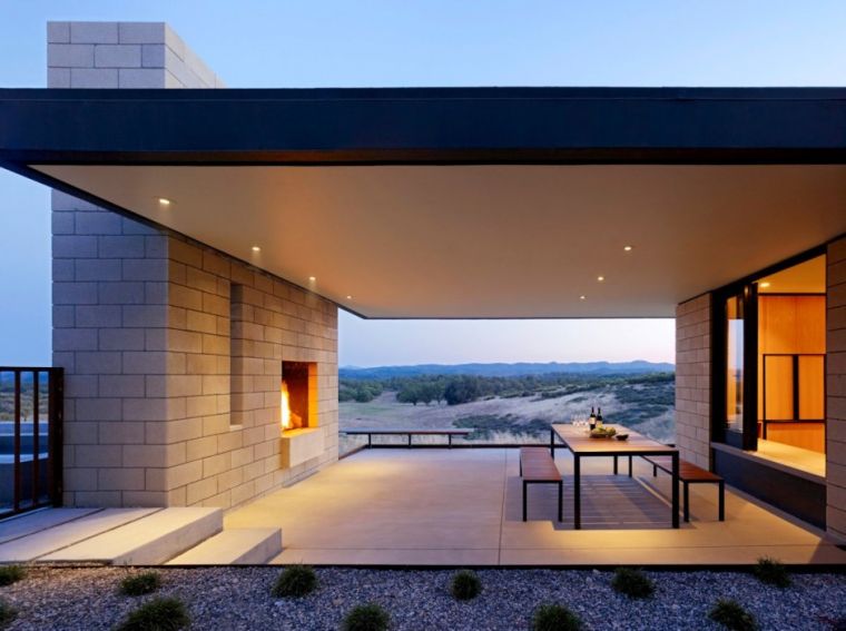 pavėsinė-plokščias stogas-betonas-aliuminis-terasa-minimalistinė