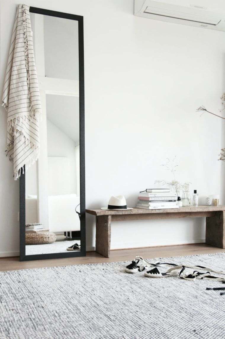 寝室の鏡画像デコ禅モデル収納ブラックフレーム