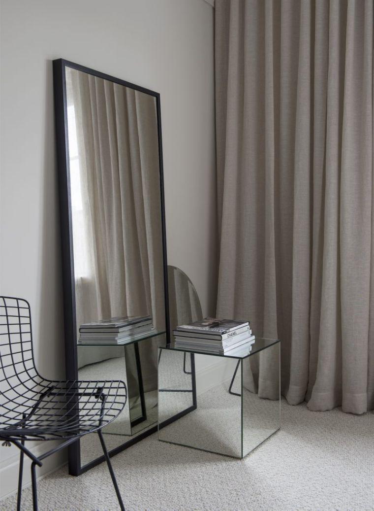 moderno ogledalo interijera spavaće sobe za odrasle skandinavski dizajn