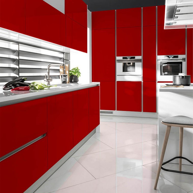 赤いキッチンアイランドデザイン何色のキッチン