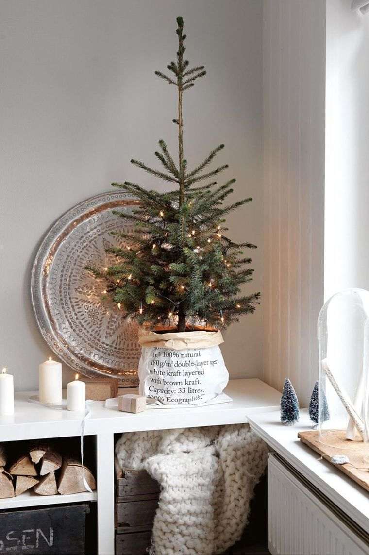 piccolo albero di Natale deco-scandinavo-minimalista