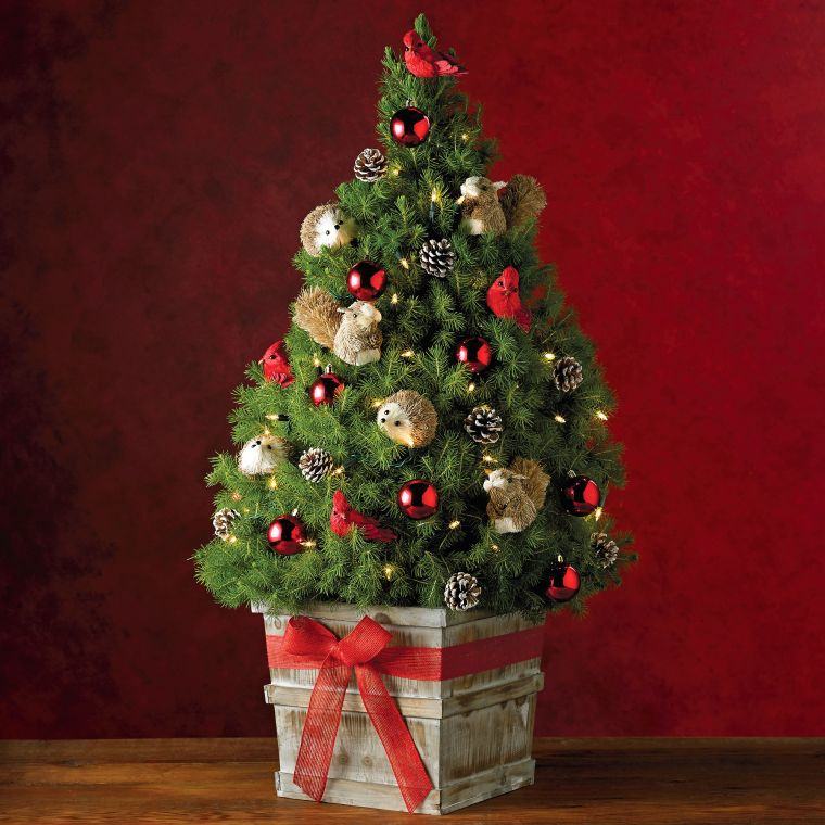 kako-za-ukrasiti-mini-božićno drvce-fotografije