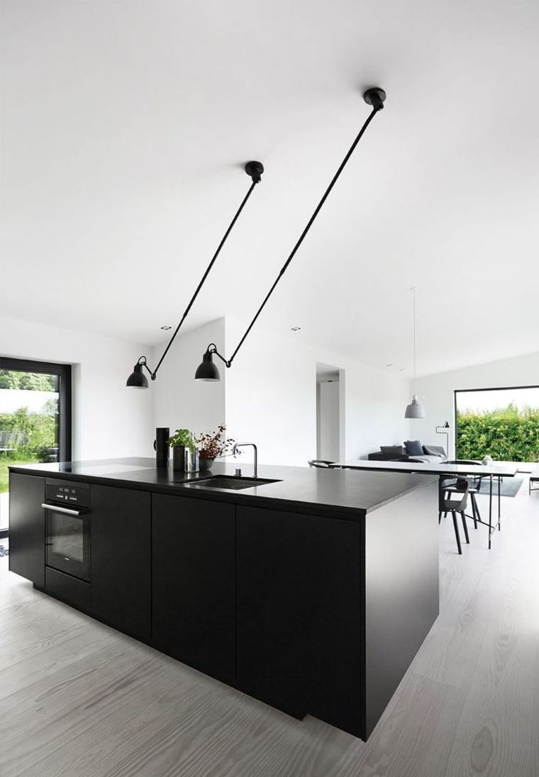 オープンプラン-キッチン-インテリアデザイン-アイデア-黒と白