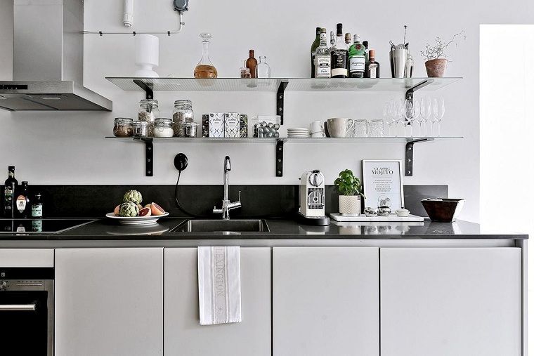 現代デザイン-キッチン-ストレージ-オープンシェルフ-ホワイト-家具