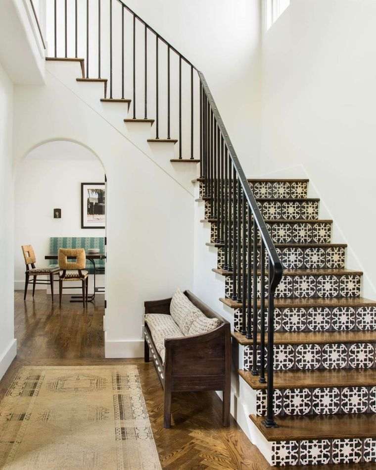 corrimano-ringhiera-scala-piastrelle-deco