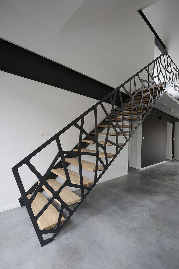 ringhiera per scale in metallo-design-moderno-interni