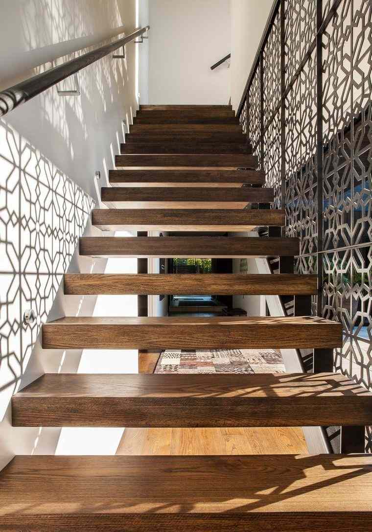 belső lépcsőkorlát-design-fém-fa-dorrington
