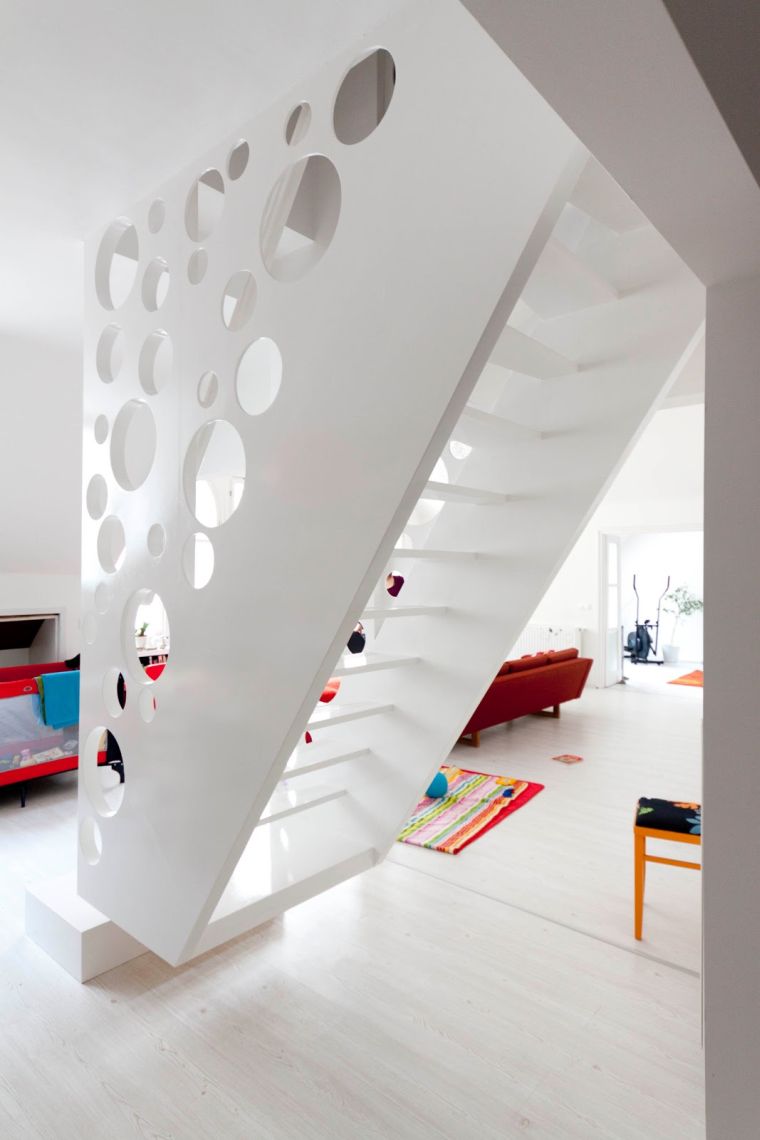 lépcső-design-korlát-fehér-biljana