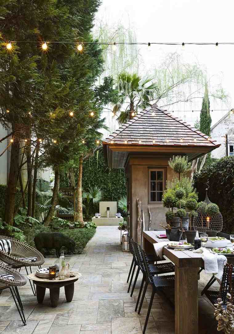 bellissimo spazio giardino