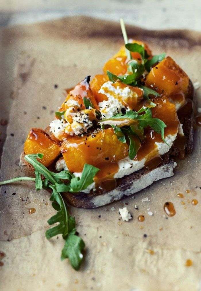 toast crostini aperitivo bruschette di zucca colazione