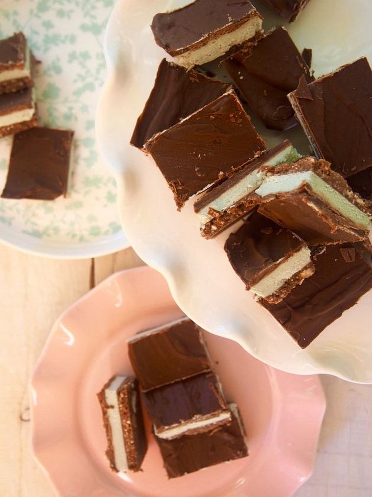 paleo-vegan-cioccolato-menta-fetta