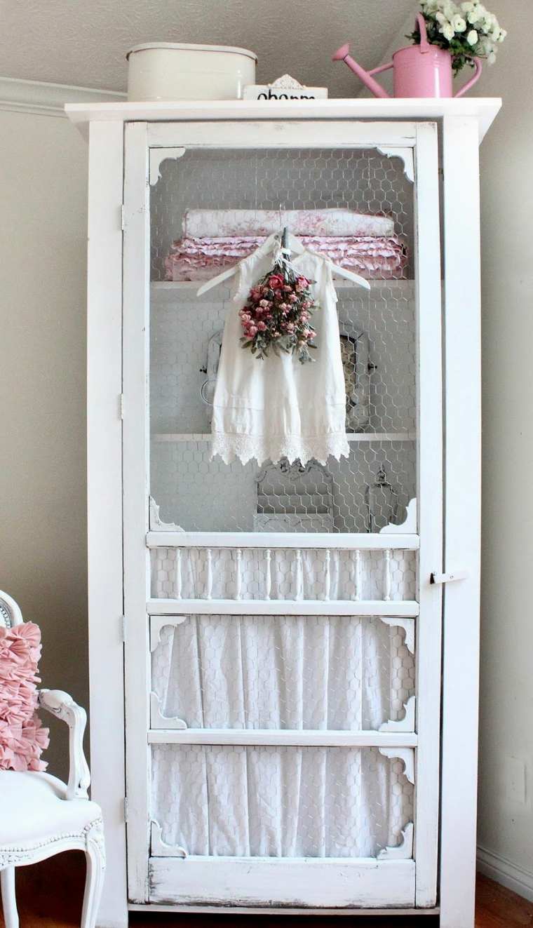 piccolo armadio antico ristrutturazione stile shabby chic decorazione romantica