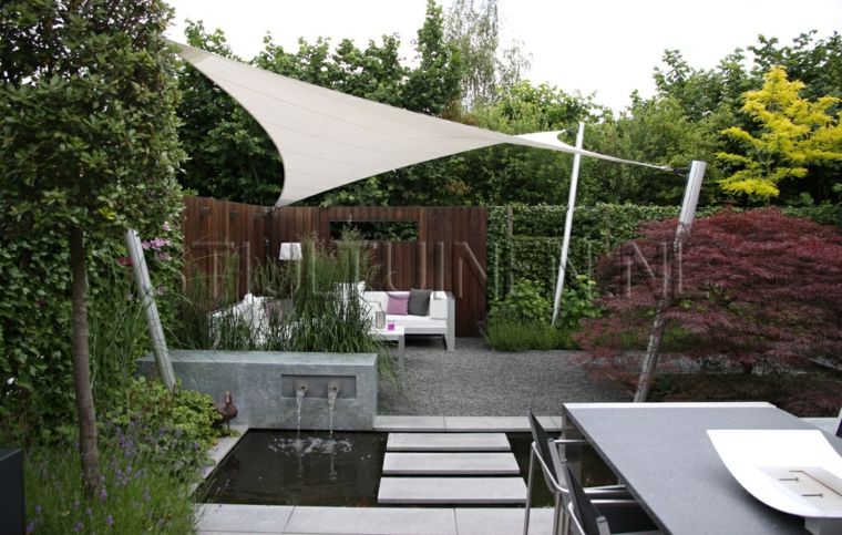 idee moderne per terrazze con giardino