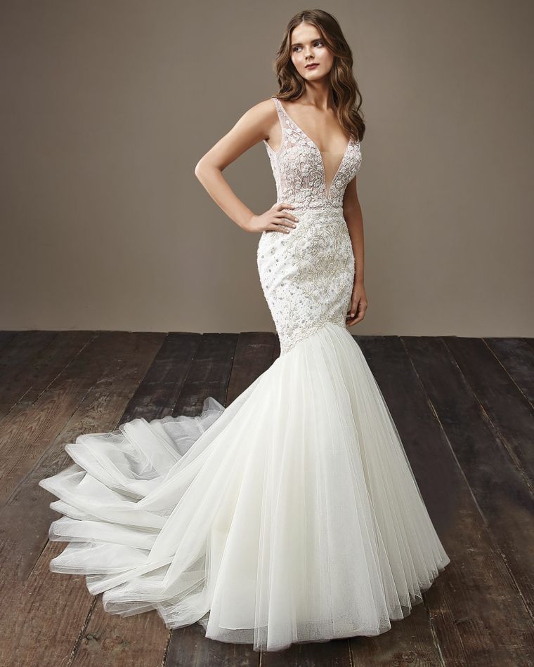 abito da sposa 2018 sirena-decollete-v-modele