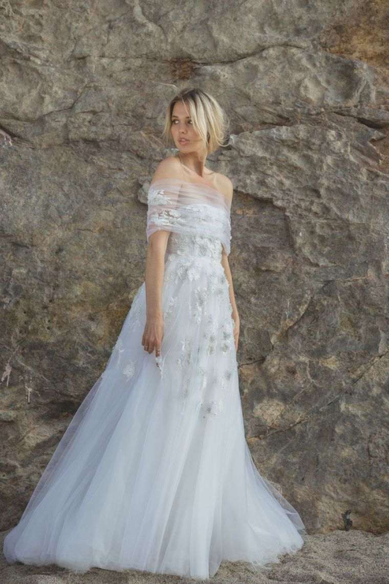 vestuvių paplūdimyje suknelė-sabrina-dahan