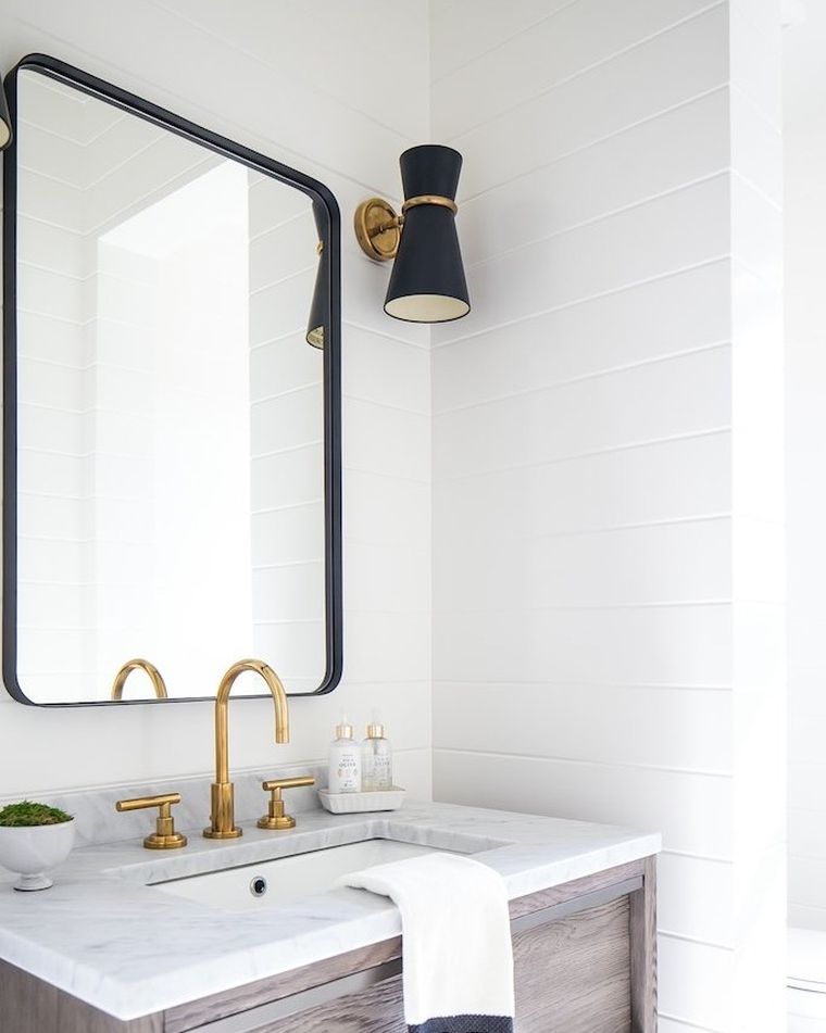 trendy-accessori-bagno-colore-nero-oro