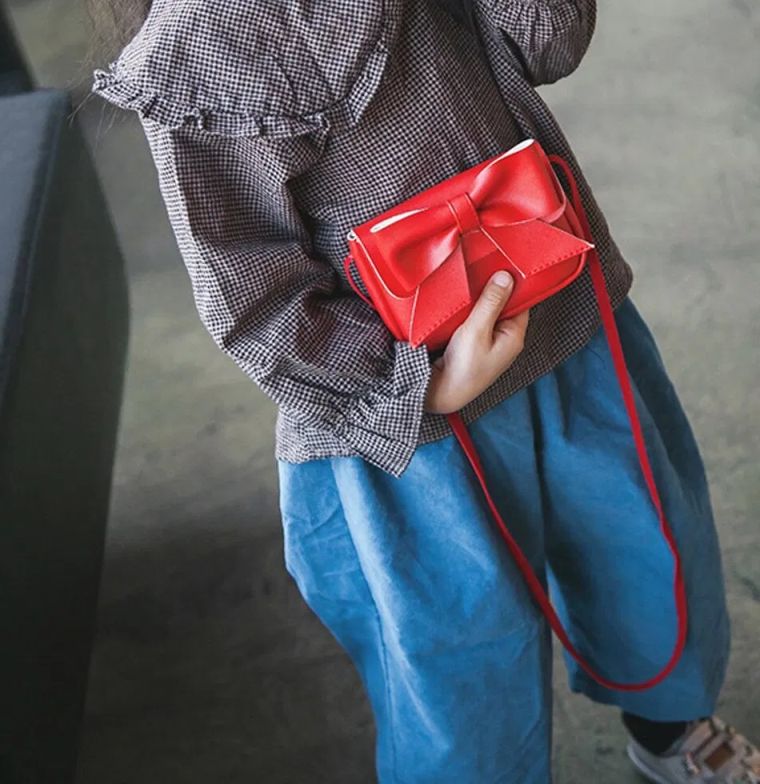 borsa moderna con fiocco
