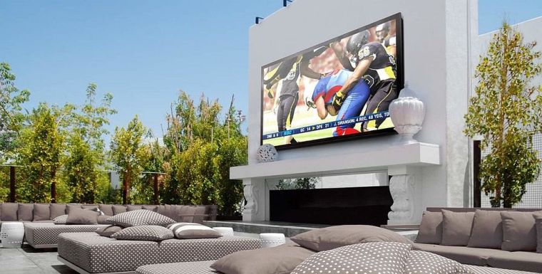 ecco come allestire una sala cinema nel tuo giardino