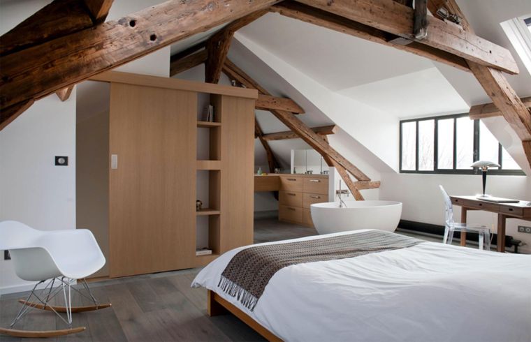 arredo camera da letto con travi in ​​legno